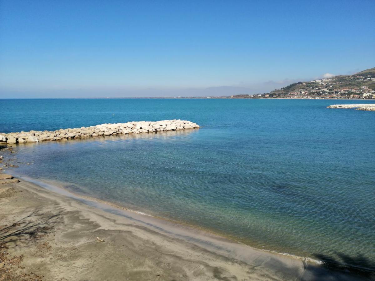 Panoramic Apartments In Villa In Center "The Beach And The Cliff" 1 Agropoli Exteriör bild