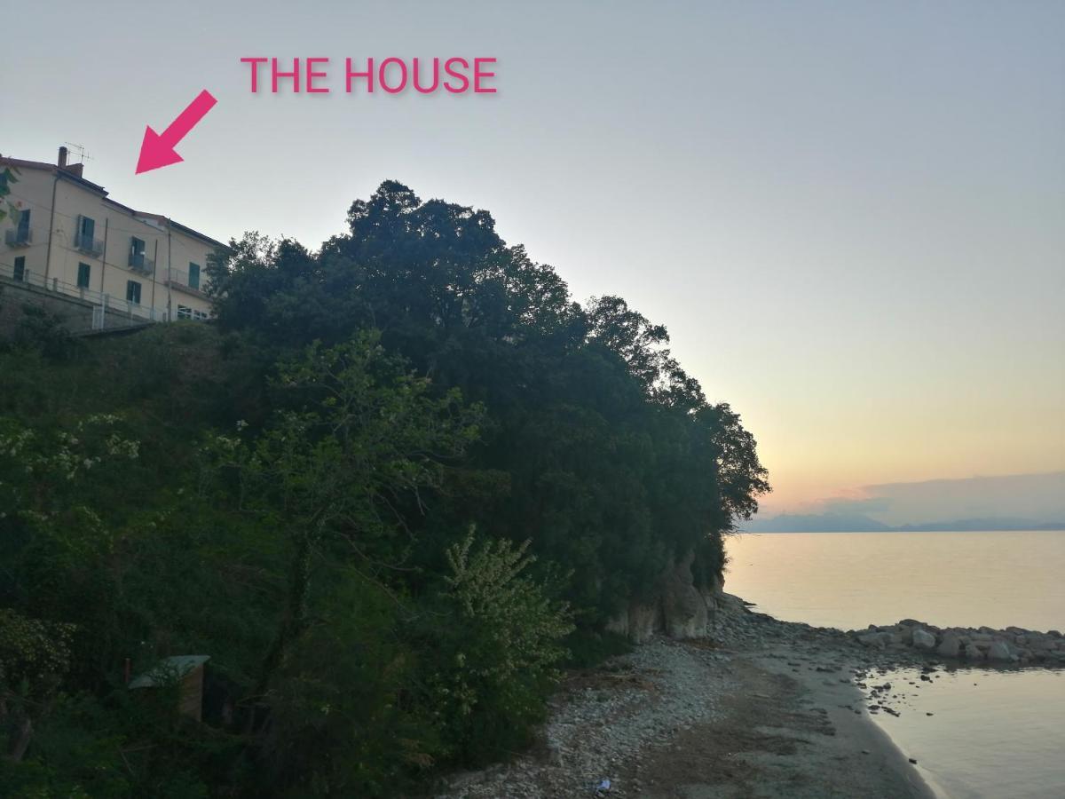 Panoramic Apartments In Villa In Center "The Beach And The Cliff" 1 Agropoli Exteriör bild