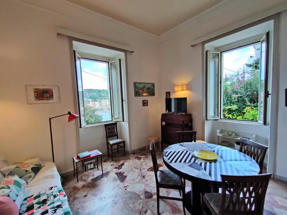 Panoramic Apartments In Villa In Center "The Beach And The Cliff" 1 Agropoli Exteriör bild