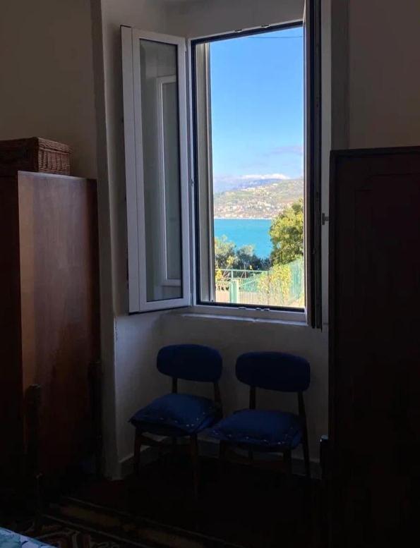 Panoramic Apartments In Villa In Center "The Beach And The Cliff" 1 Agropoli Exteriör bild