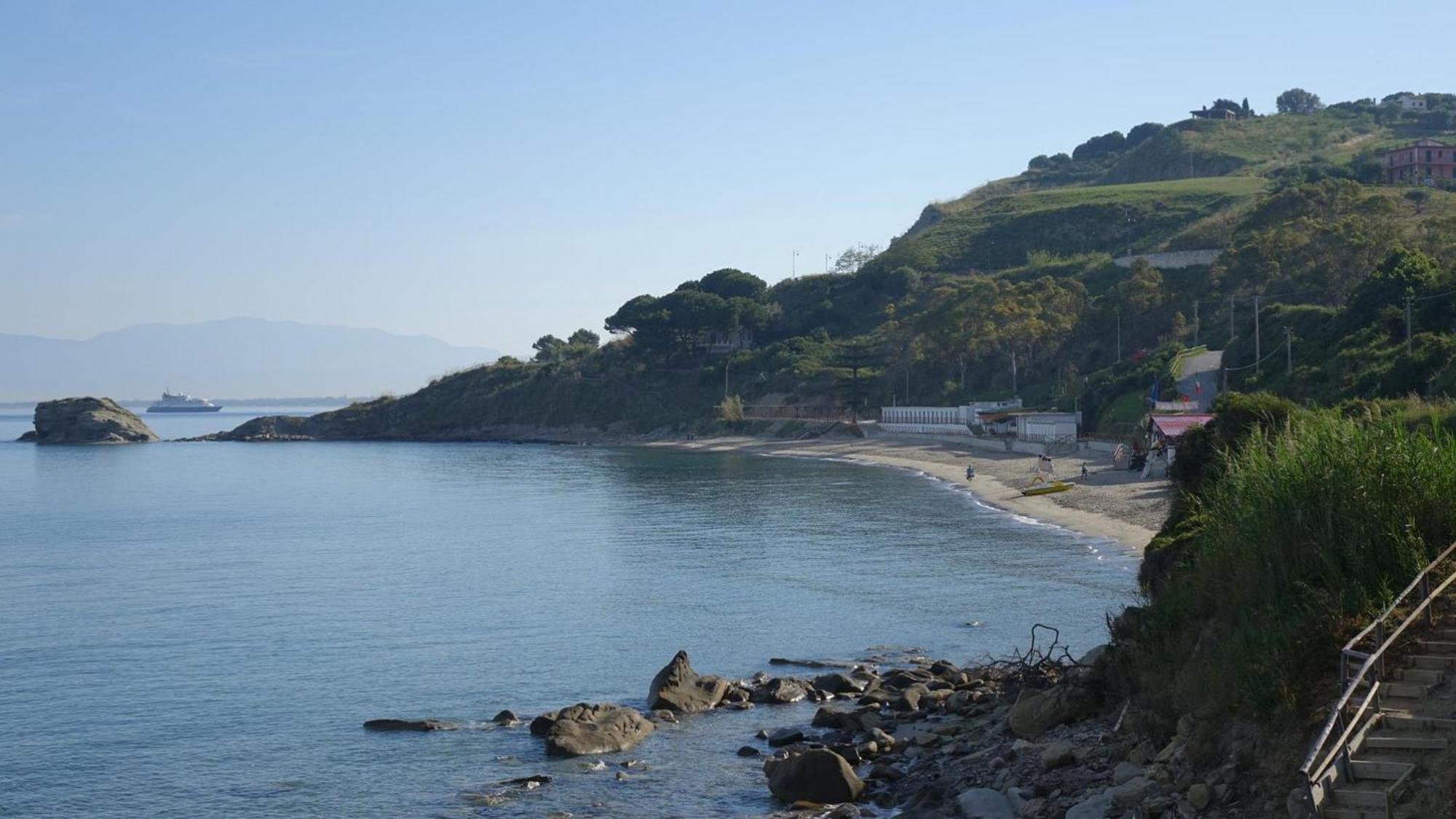 Panoramic Apartments In Villa In Center "The Beach And The Cliff" 1 Agropoli Exteriör bild